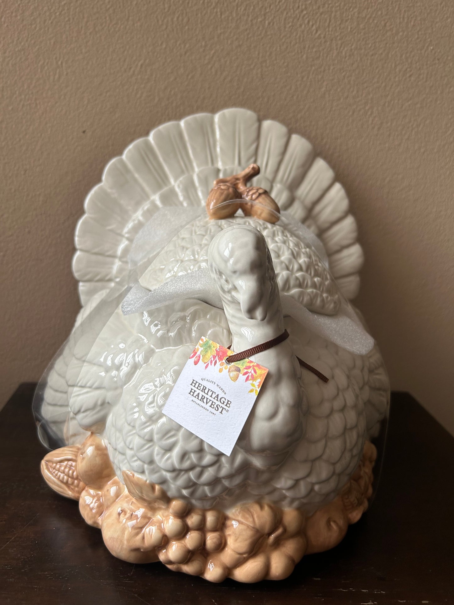 Heritage Harvest Embossed Turkey Tureen Serverware New White 11” Tall