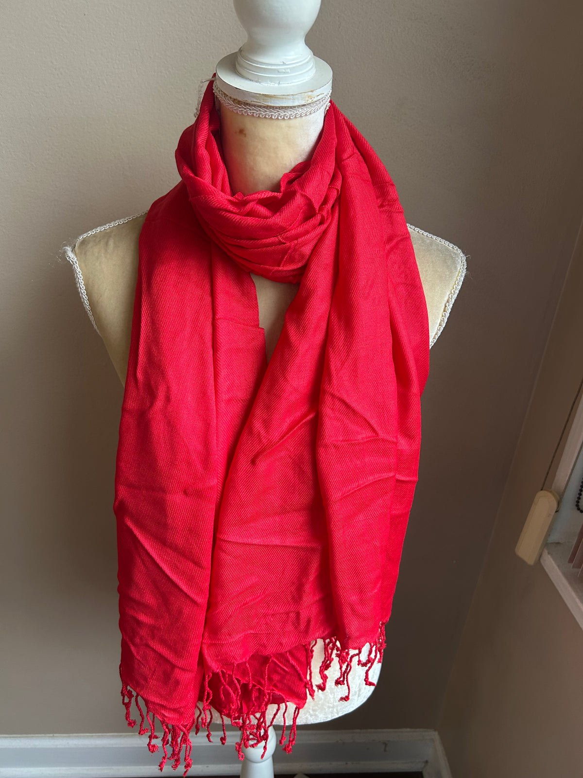 New Women’s Scarf Red 5001 Viscose Fringes