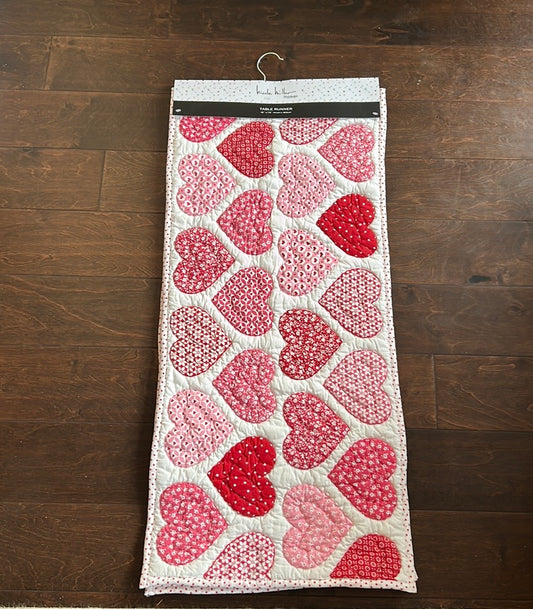 Nicole Miller Valentines Day Quilted Table Runner Reversible Red Pink Hearts New