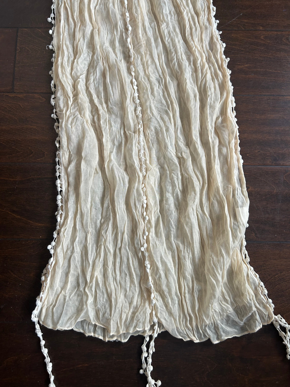 New Womens Ivory Cream Scarf With Lace Trims New 5001-3102