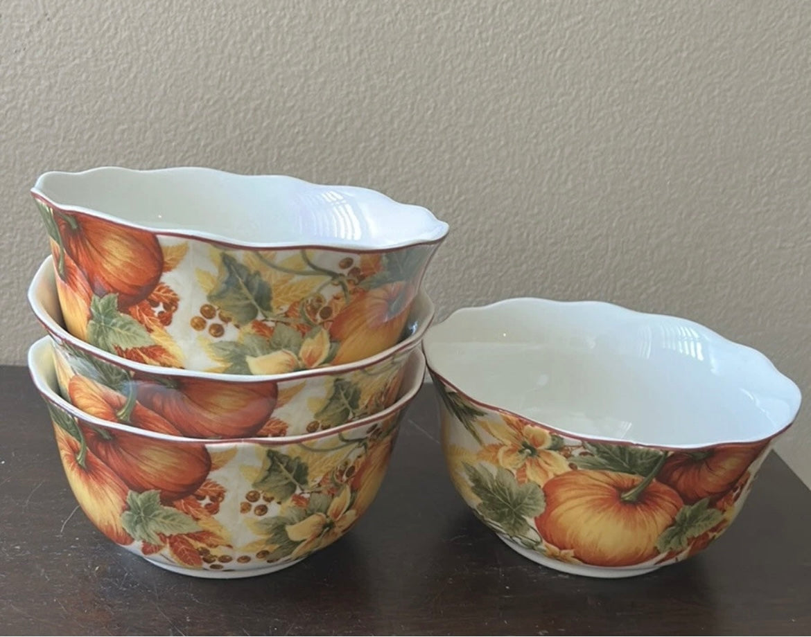222 Fifth Set of 4 Bowls pumkin Vine Orange Fall Scalloped Thanksgiving New