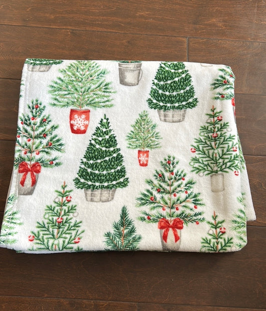Laura Ashley Home Christmas Trees Bath Towel Single NEW 29”x54” Cotton