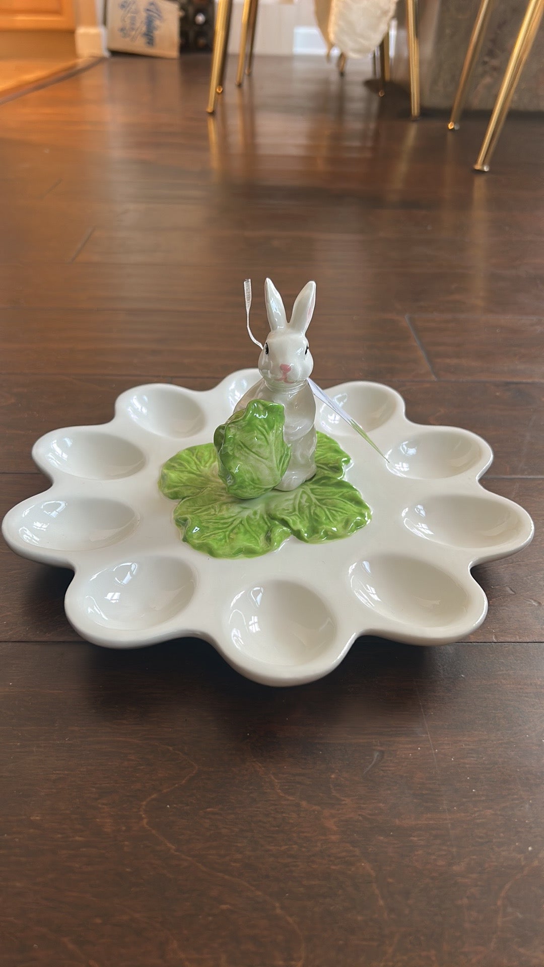 Corner Ruby Spring Easter Bunny Cabbage Ceramic Deviled Egg Serving Platter New