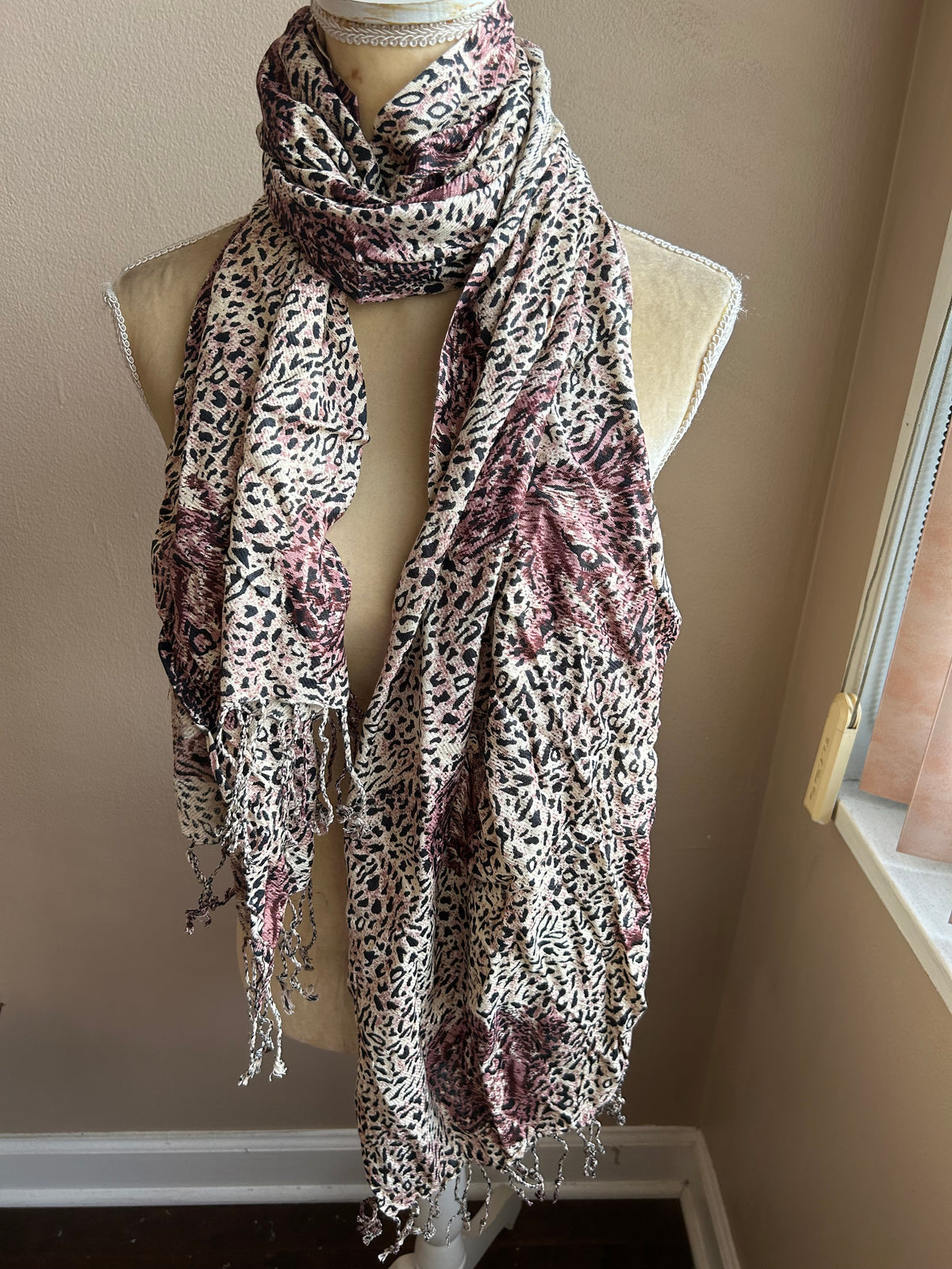 New Womens Animal Print Scarf Shawl Fringed 5002-3102