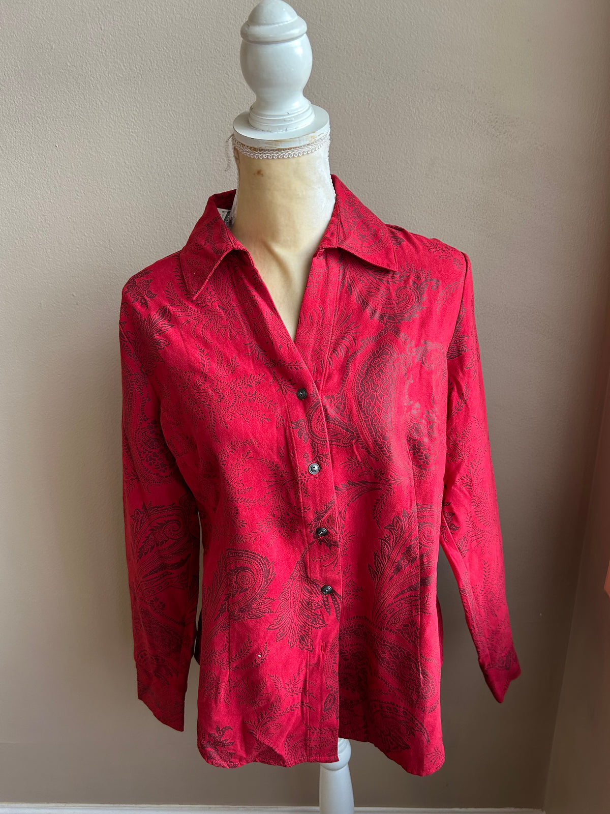 Urban Cotton Company Paisely Long Sleeve Red Shirt Sz M 4122