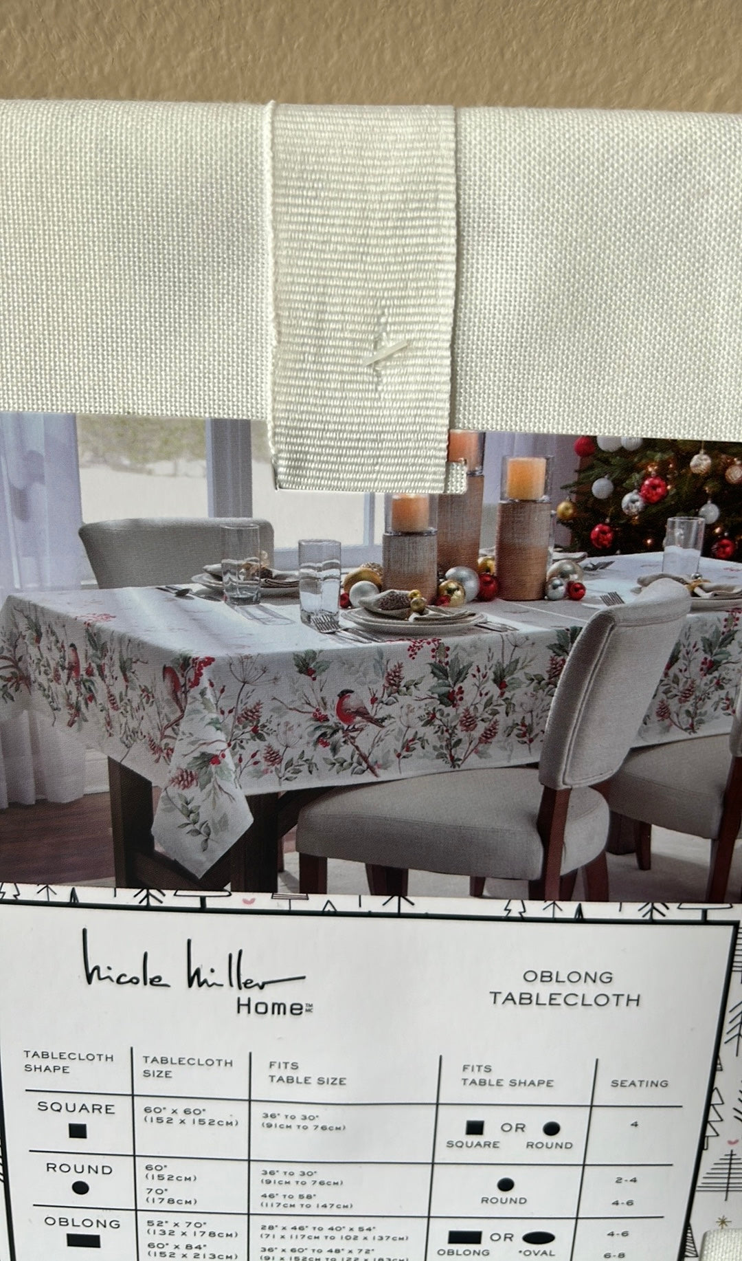 Nicole Miller Tablecloth Christmas Bird Holly Berry 60”x144” New
