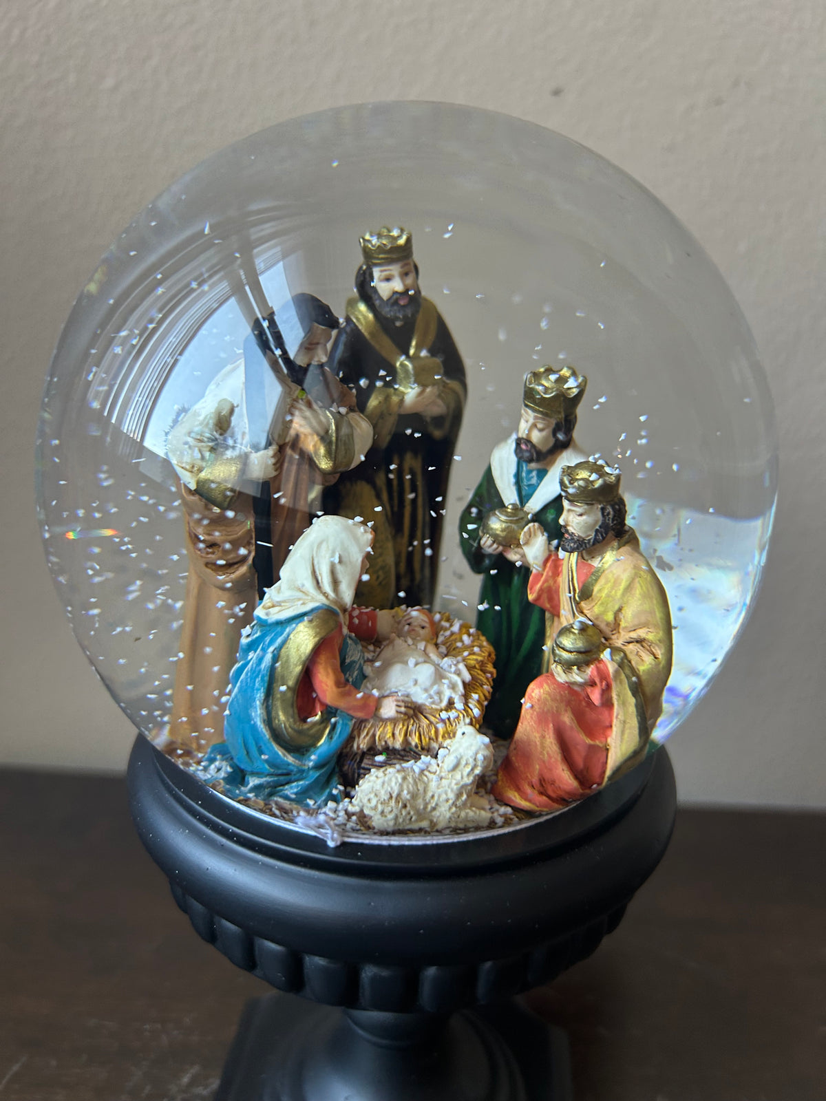 Love & Light Nativity Snowglobe New Baby Jesus Christmas  Shepherds