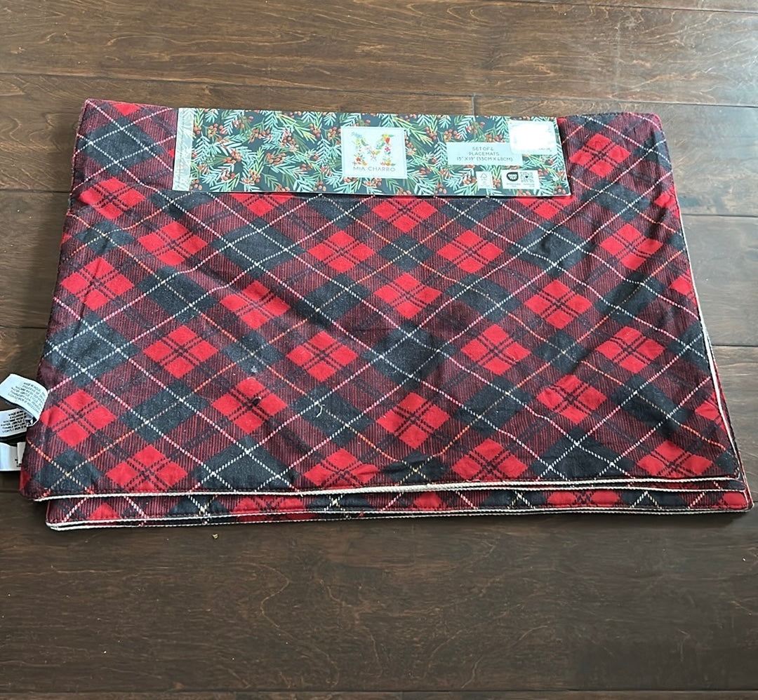 Mia Charro Set Of 4 Placemats Christmas Tartan Plaid Reversible embroidered