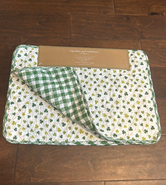 Cupcakes & Cashmere St Patricks Day 4 Placemats Reversible Quilted Clover Check