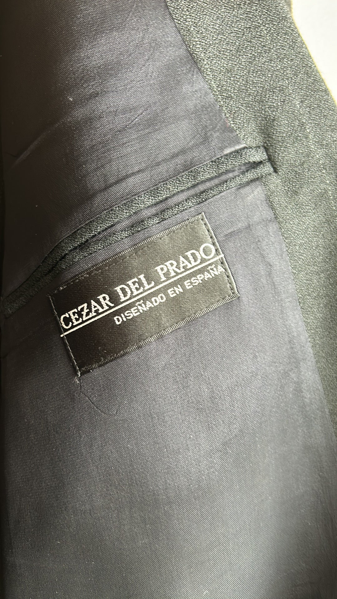 Cezar Del Prado Men’s 2 Pc Suit Striped Sz 42 Double Breasted Black Made Spain