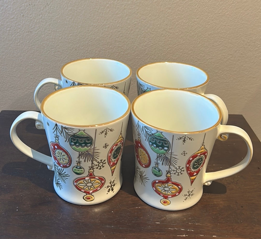 Eli & Ana Set of 4 Coffee Mugs  Christmas Ornaments  Holly New