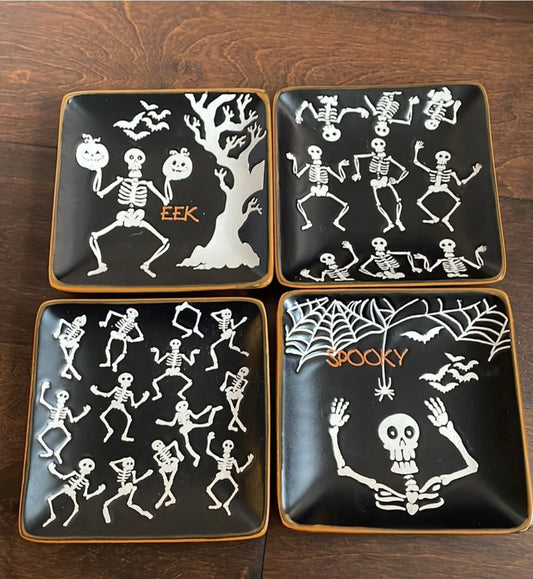 InHomestylez set of 8 Appetizer Plates Fall Halloween Black Skeleton Square New