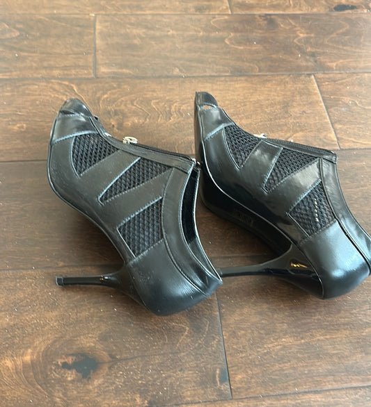 Charles & Keith Women’s Shoes EU Sz 37 Black Heels Pumpkin US Sz 6.5