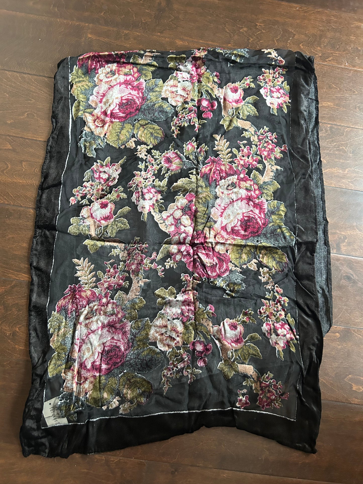 Forever 21 Womens New floral scarf burnt out velvet