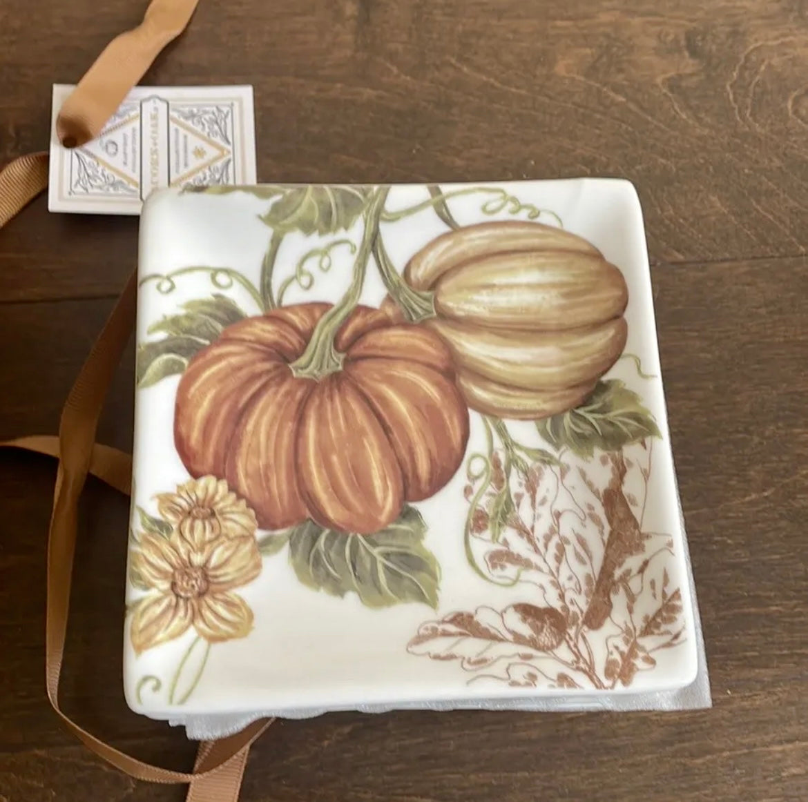 Acorn & Oak Pumpkin Print Appetizer Dessert Plates Set of 4 New Harvest Collection