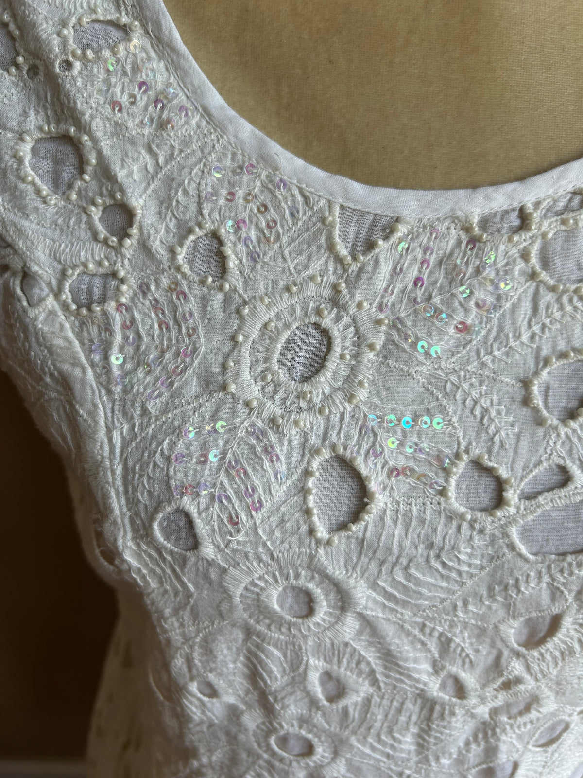 Mystery Women’s Eyelet Beaded Dress Sz M Cotton Lined Off White 5003