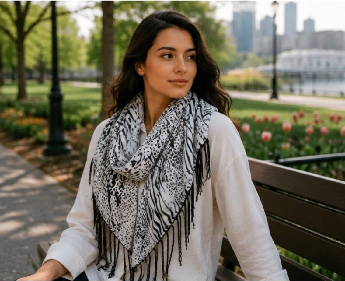 New Women’s Animal Print Fringed Scarf 5000-3102