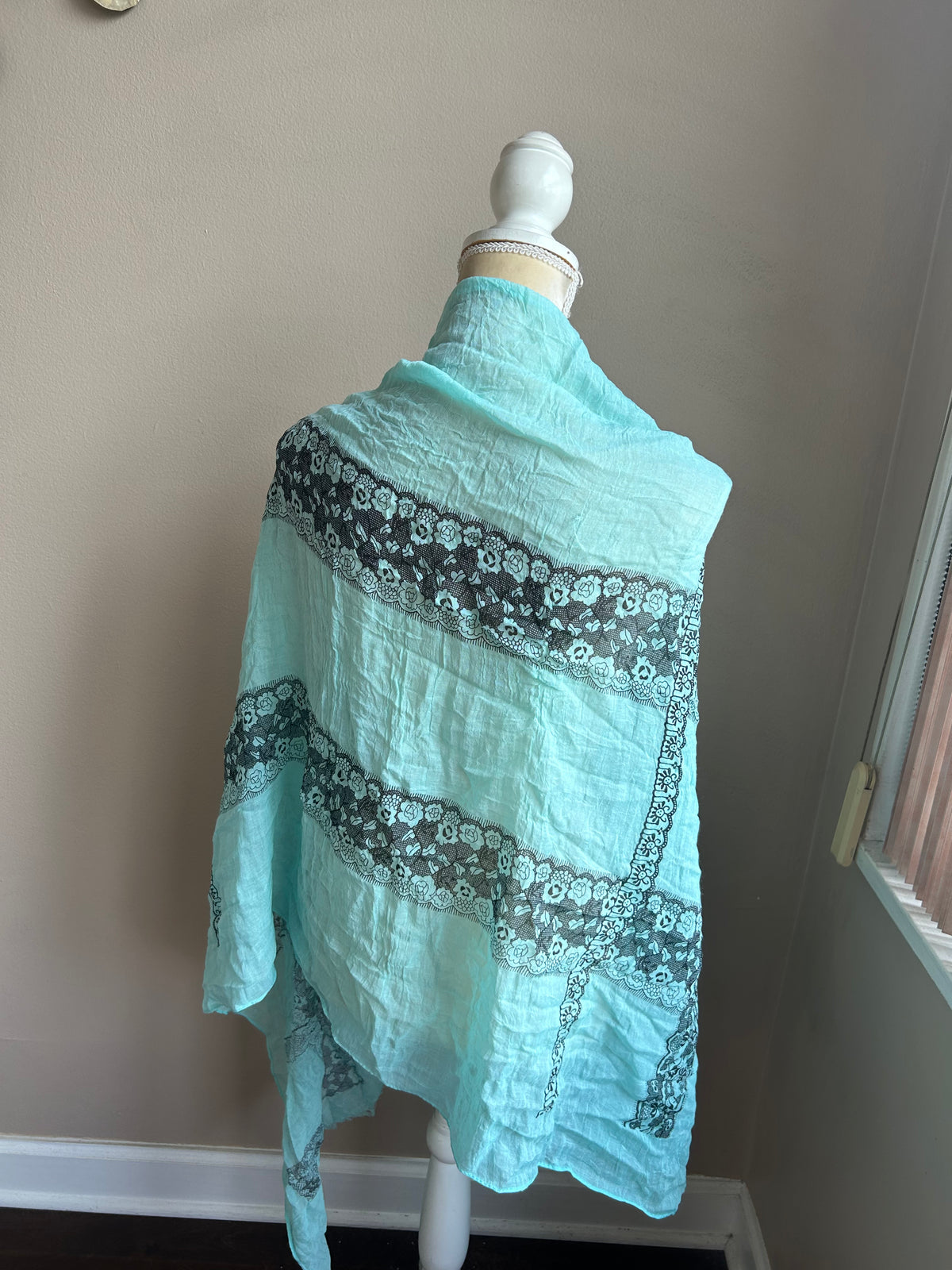 Rue 21 Womens Scarf Green Floral Lace Print New 5000-3102
