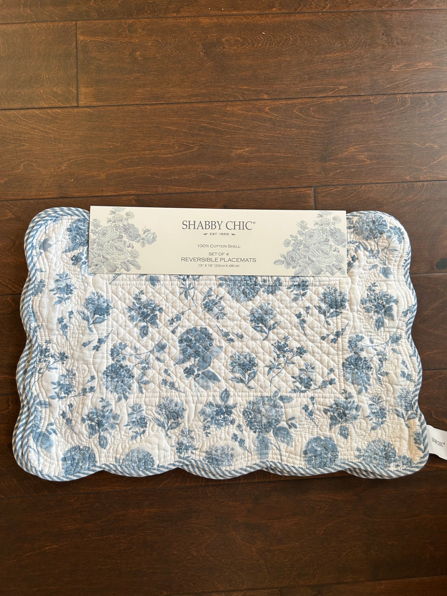 Shabby Chic 4 Scalloped Quilted Blue White Placemats New Floral  Striped