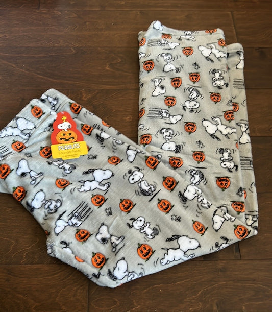 Peanuts womens Halloween Snoopy Pumpkin  Print Plush Pajama Pants New