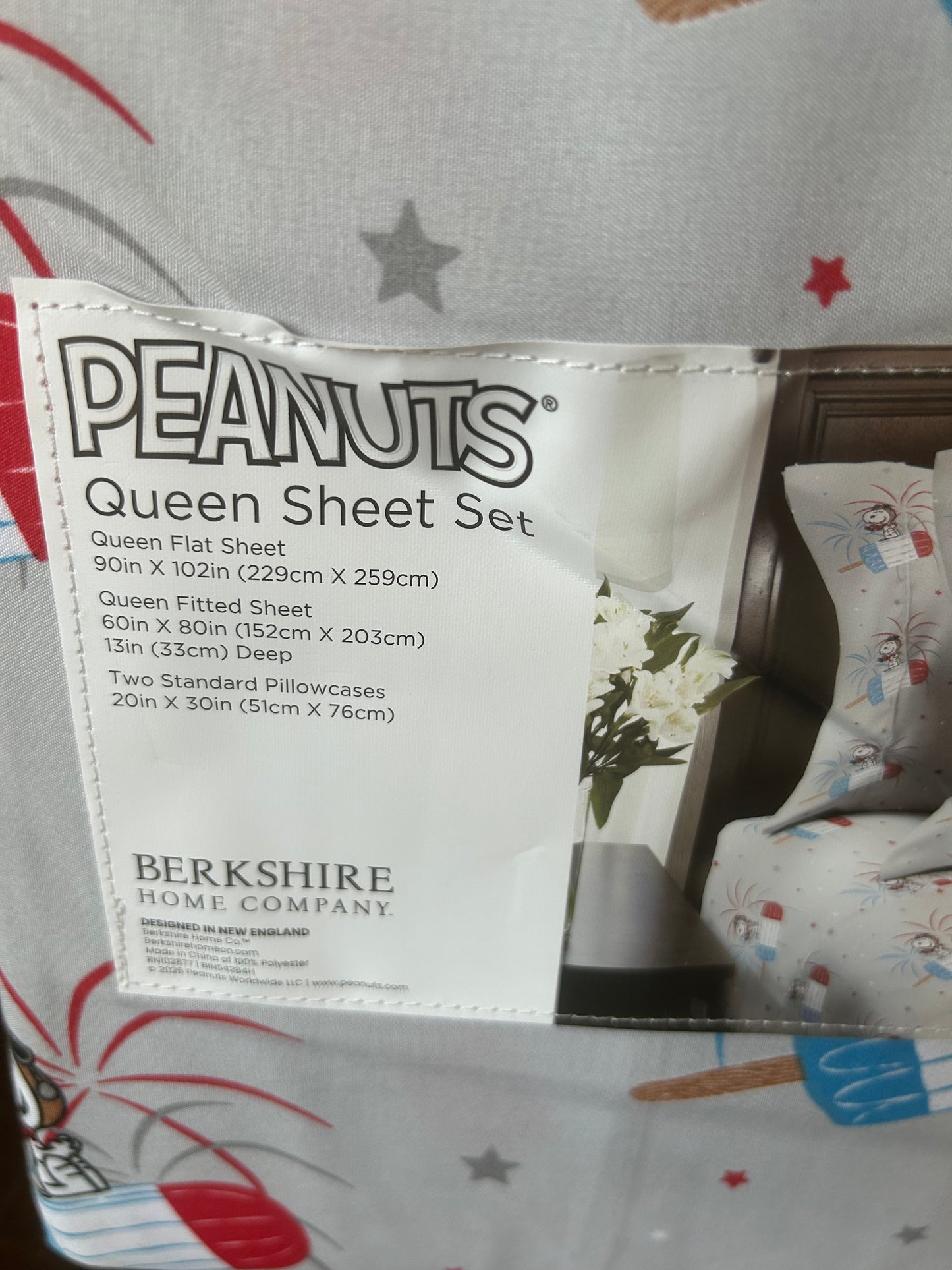 New Peanuts Snoopy  Sheet Set Americana Red White Blue July 4th Fireworks