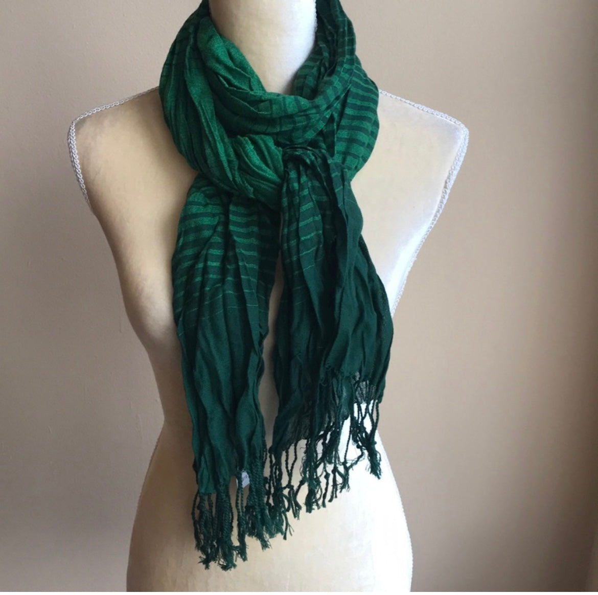 New York & Company Women’s Green Striped Scarf Fringed New 5000-3102