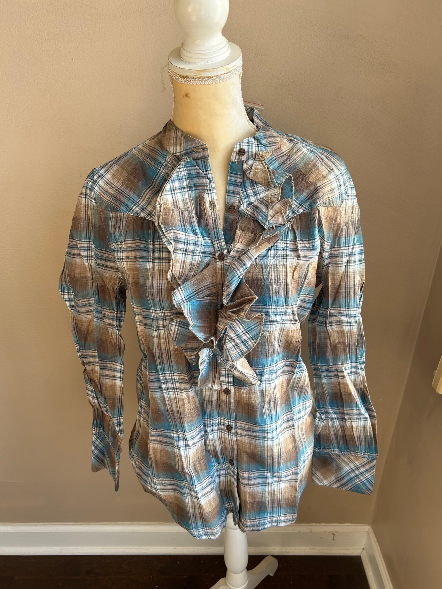 Urban Cotton Company Women’s Long Sleeve Dress Shirt Plaid Ruffle New Sz M