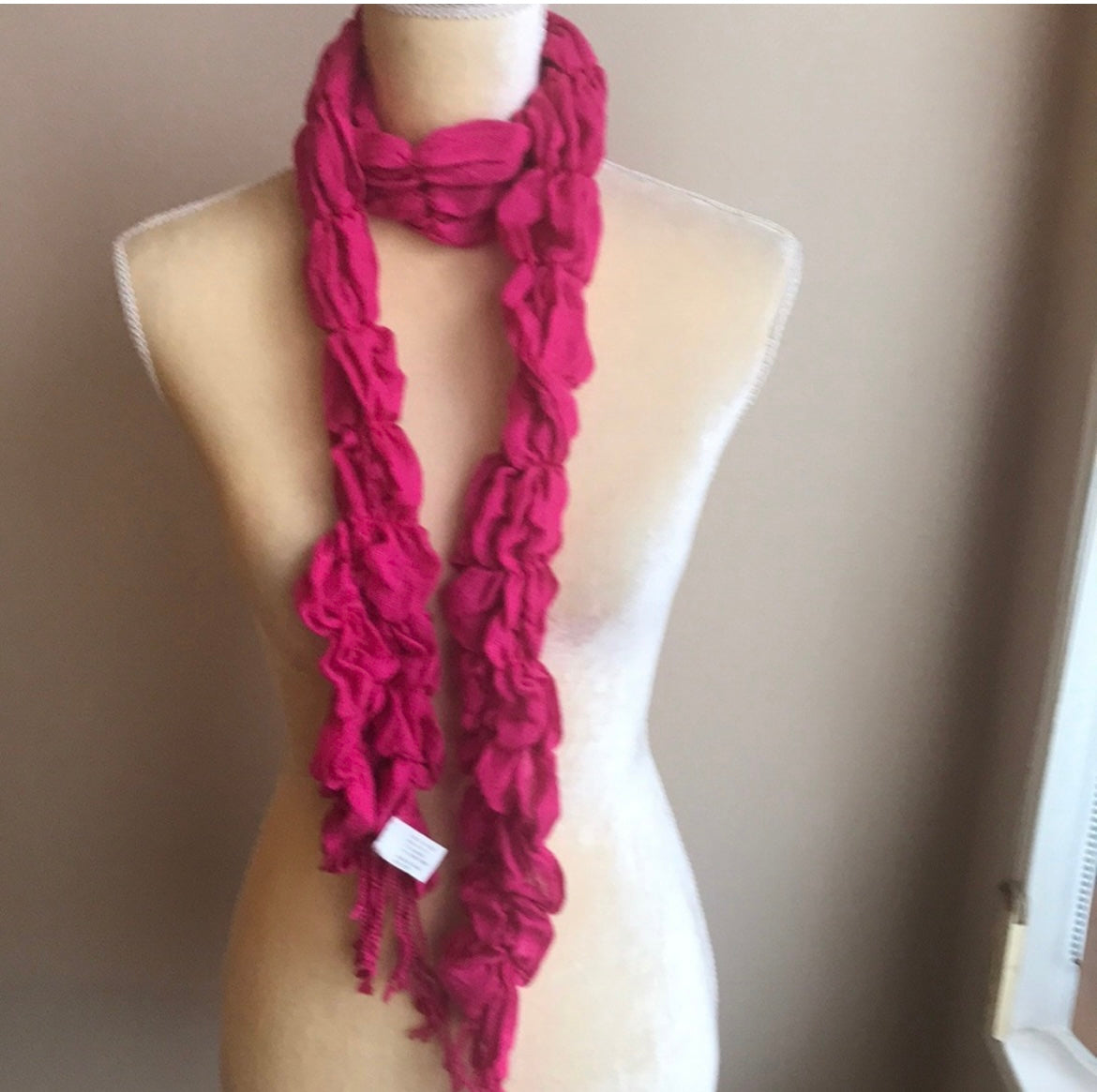 New Womens Scarf Pink Ruched Fringes 5001-3102