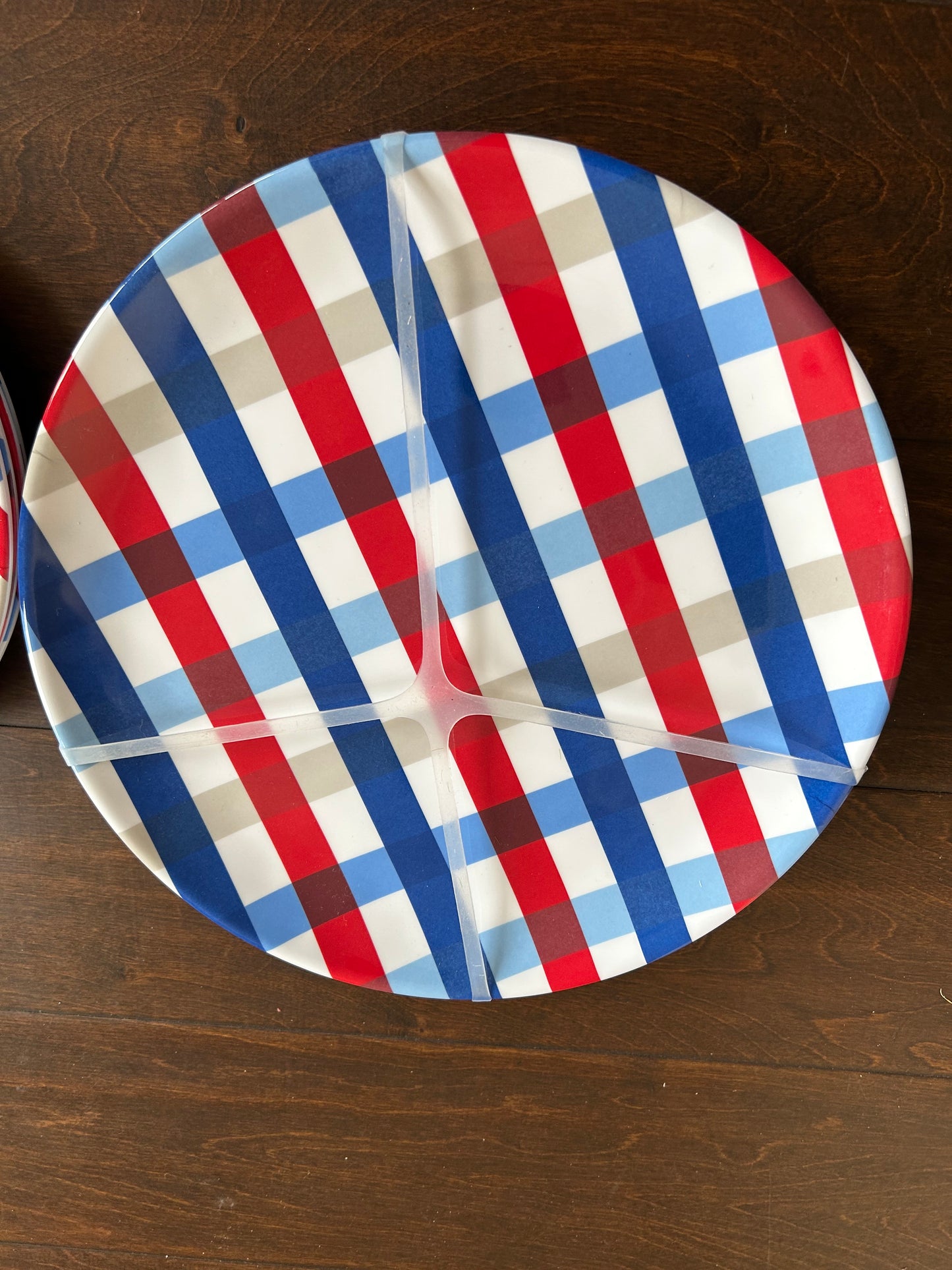 New Plaid American Dinnerware Set 8 Pc Melamine Red White Blue July 4th