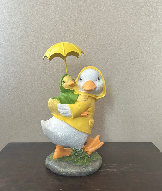 Cottontail Lane Mom Baby Easter Ducks Figurine With Umbrella Raincoats New