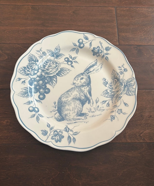 Set Of 4 Easter Bunny Scalloped Ceramic Dinner Plates New Blue Floral 11.5”