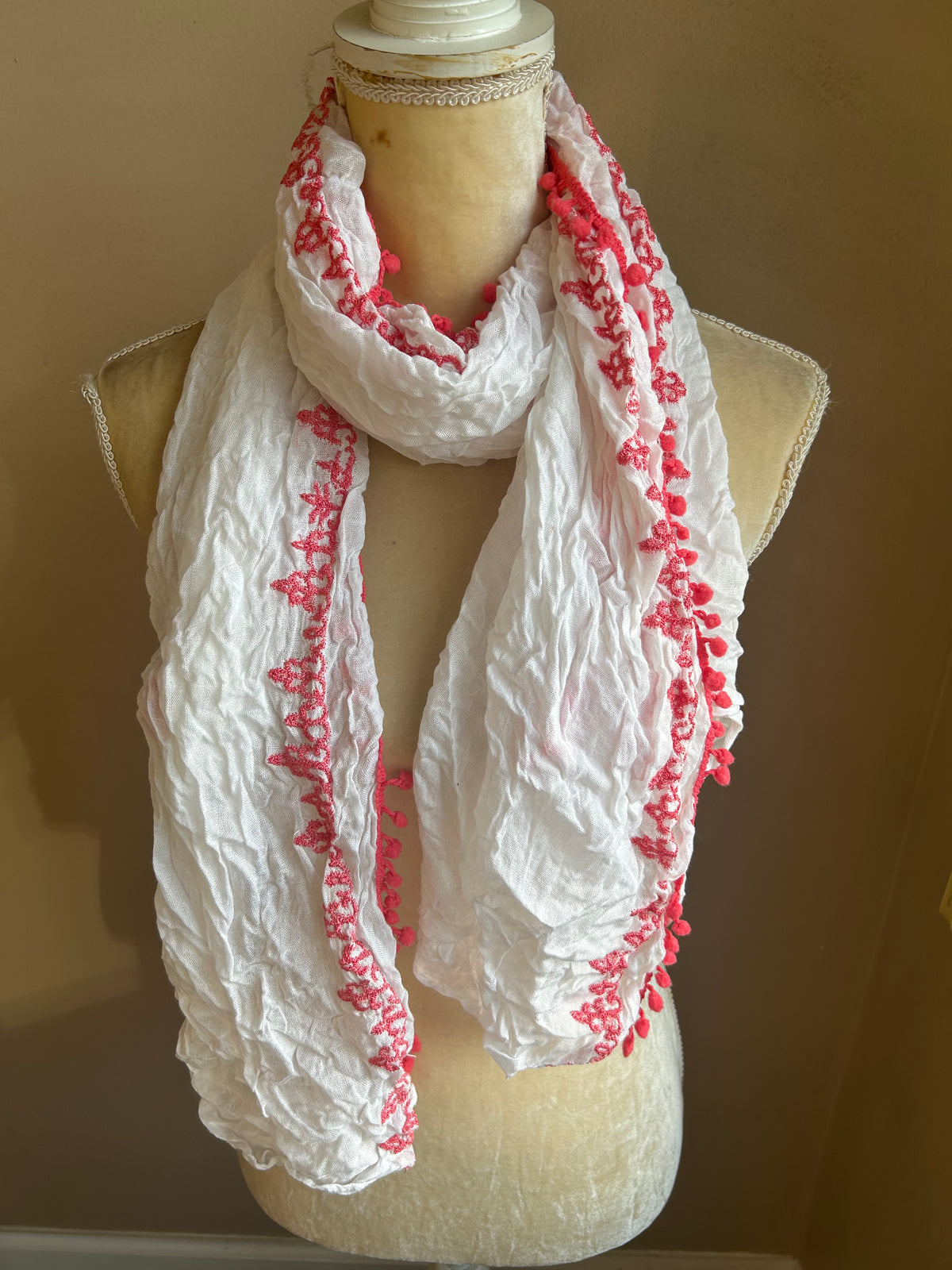 Maurices New Womens Scarf Multicolor Embroidered 5001-3102