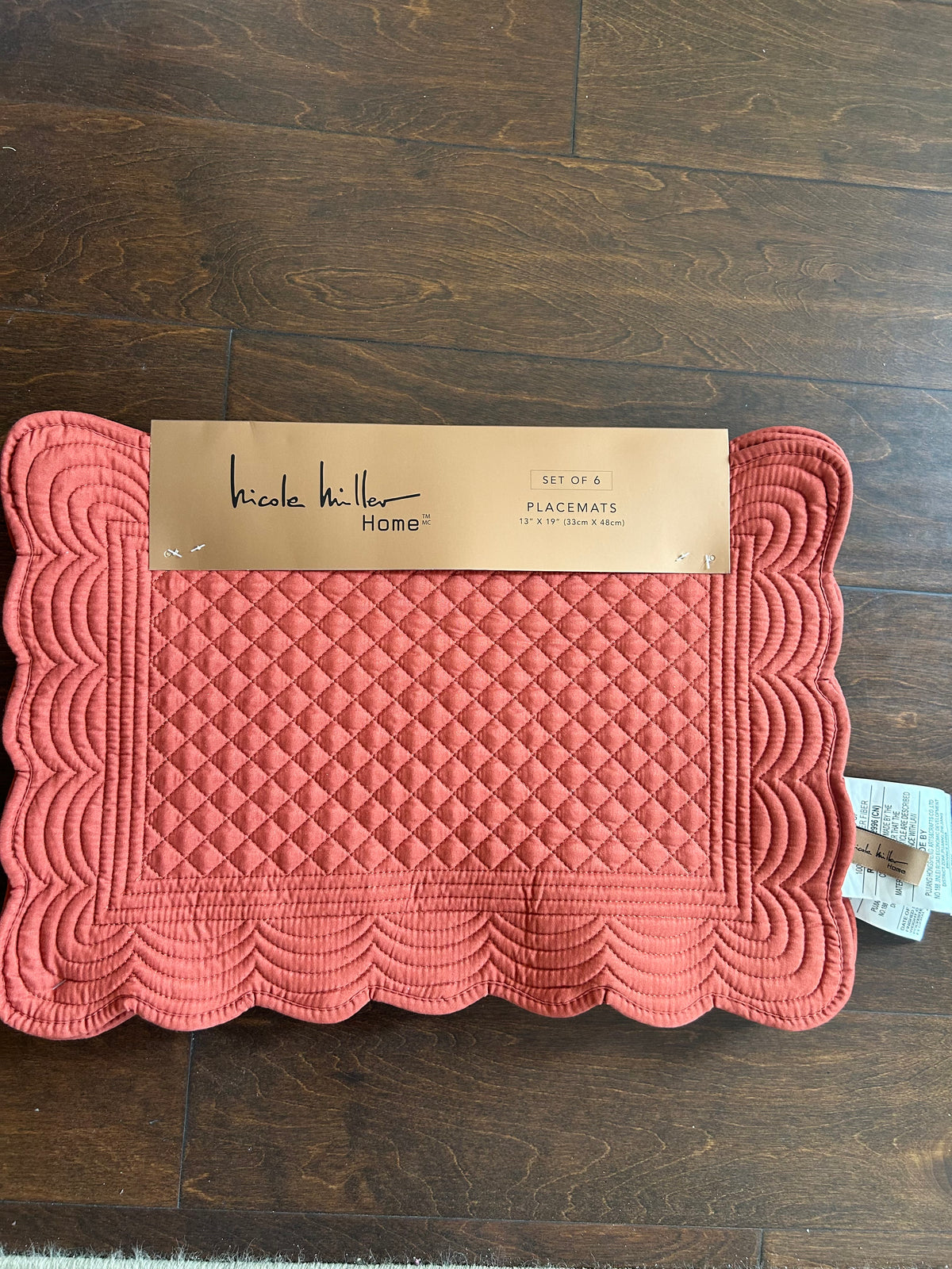 Nicole Miller Set Of 6 Scalloped Edged Rust Quilted Placemats New