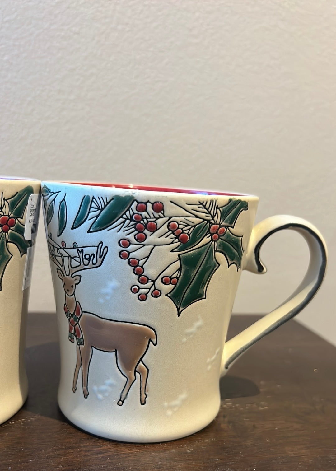 Eli & Ana Set of 2 Coffee Mugs Reindeer Christmas Holly Berry  New