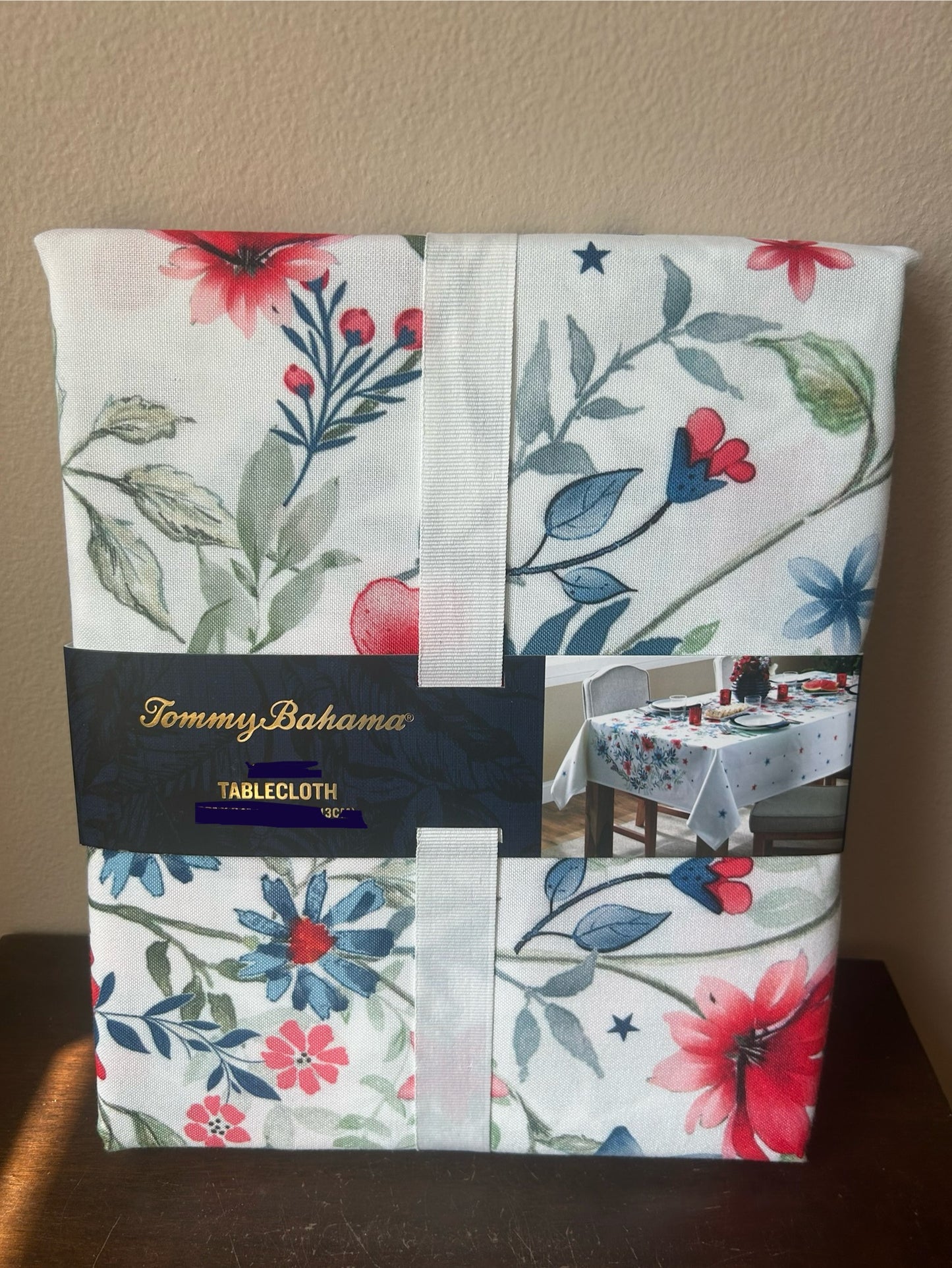 New Tommy Bahama Americana Tablecloth Floral Oblong 60”x84”