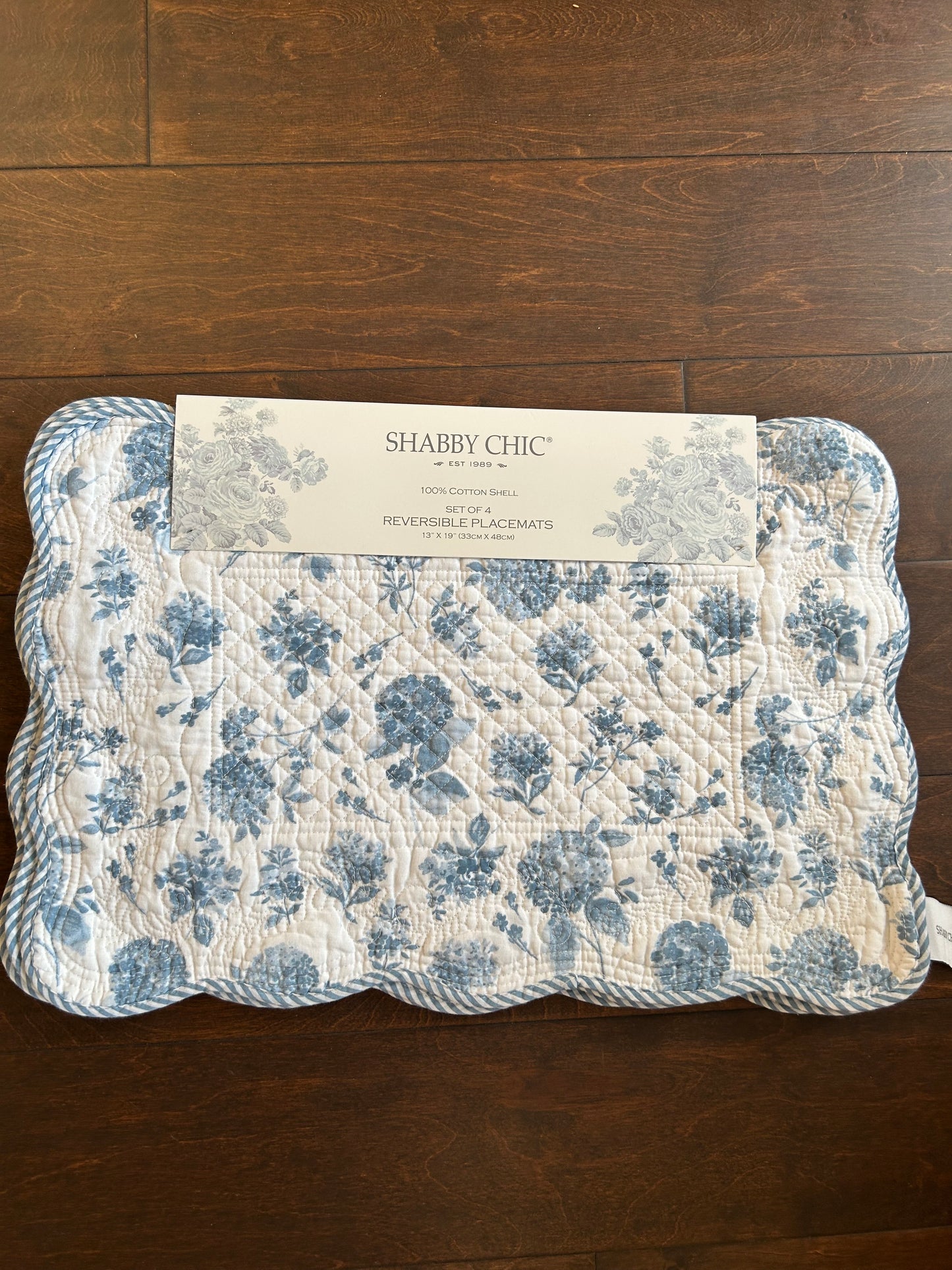 Shabby Chic 4 Scalloped Quilted Blue White Placemats New Floral  Striped