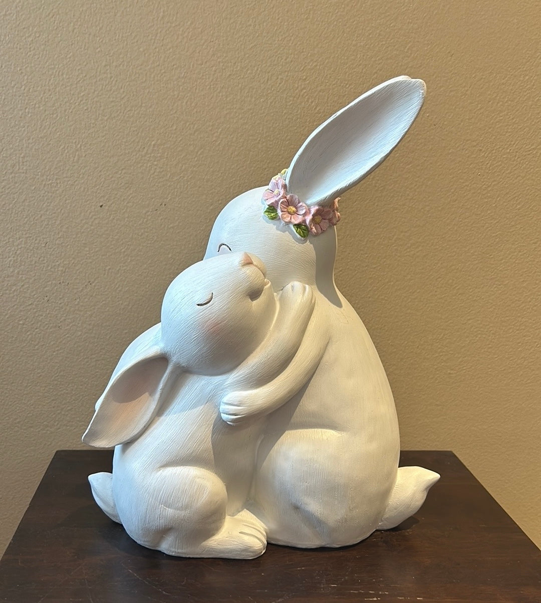 New Easter Mommy And Baby Bunny Figurine Hugging