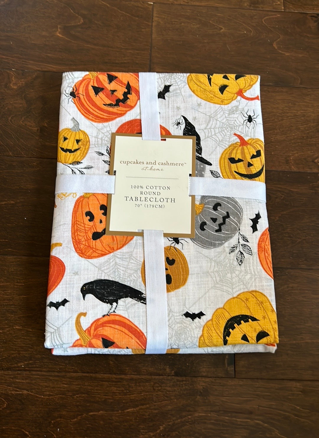 Cupcakes & Cashmere Halloween Tablecloth Pumpkin Crows Spiderweb 70” Round