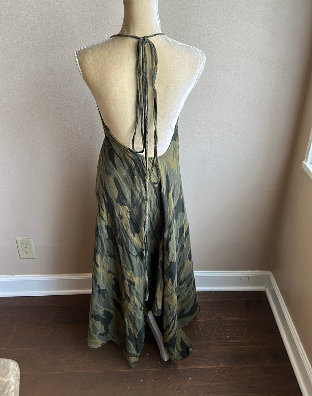 Love Stitch Womens Camouflage Handkerchief Sz S/M Long Dress Asymmetrical ST2225