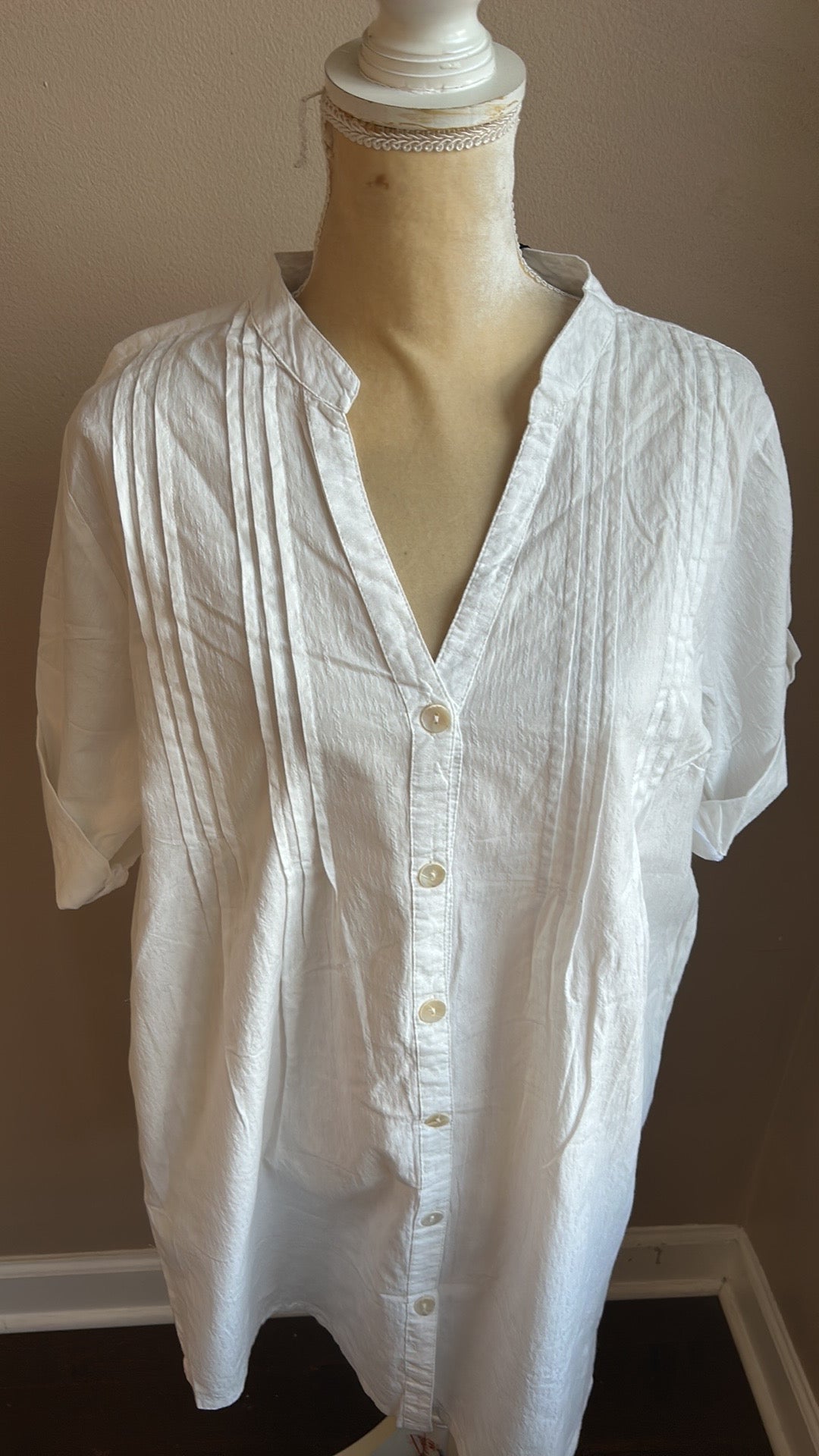 Club Z Collection Womens Tunic White Swim Cotton Cover up Sz L PinTucks