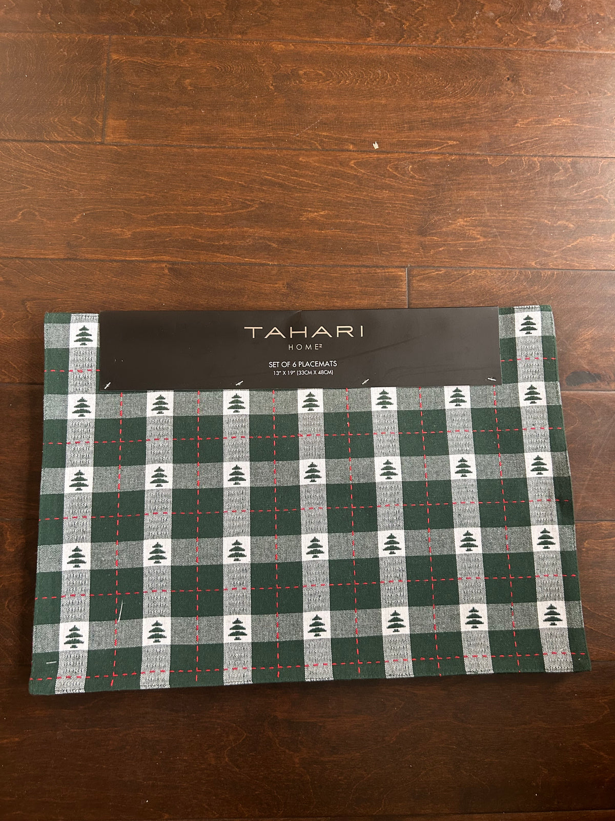 Tahari Set Of 6 Placemats New Christmas Trees Plaid