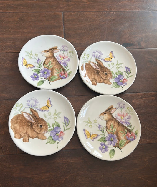 New Set Of 4 Easter Appetizer Dessert  Plates Bunny Rabbit Floral Spring 6”