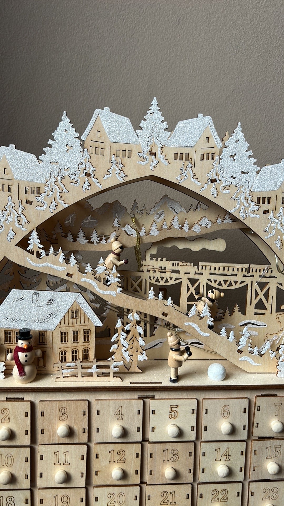 NEW Ridgefield Home Christmas Trees Advent Calendar House Wood Led Kids Skiing