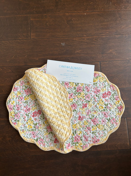 Cynthia Rowley 4 Scalloped Reversible Quilted Placemats Floral Striped New Oval
