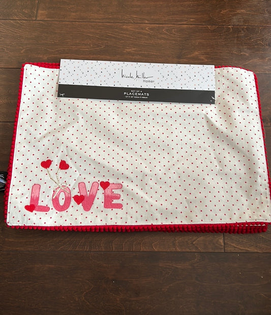 Nicole Miller 4 Valentines Day Polka Dot heart placemats Embroidered Love