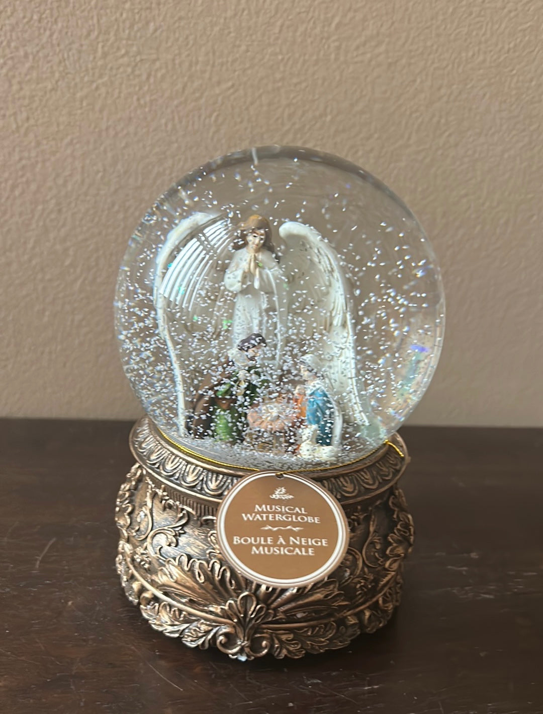 New Christmas Nativity Scene Snowglobe Baby Jesus Musical