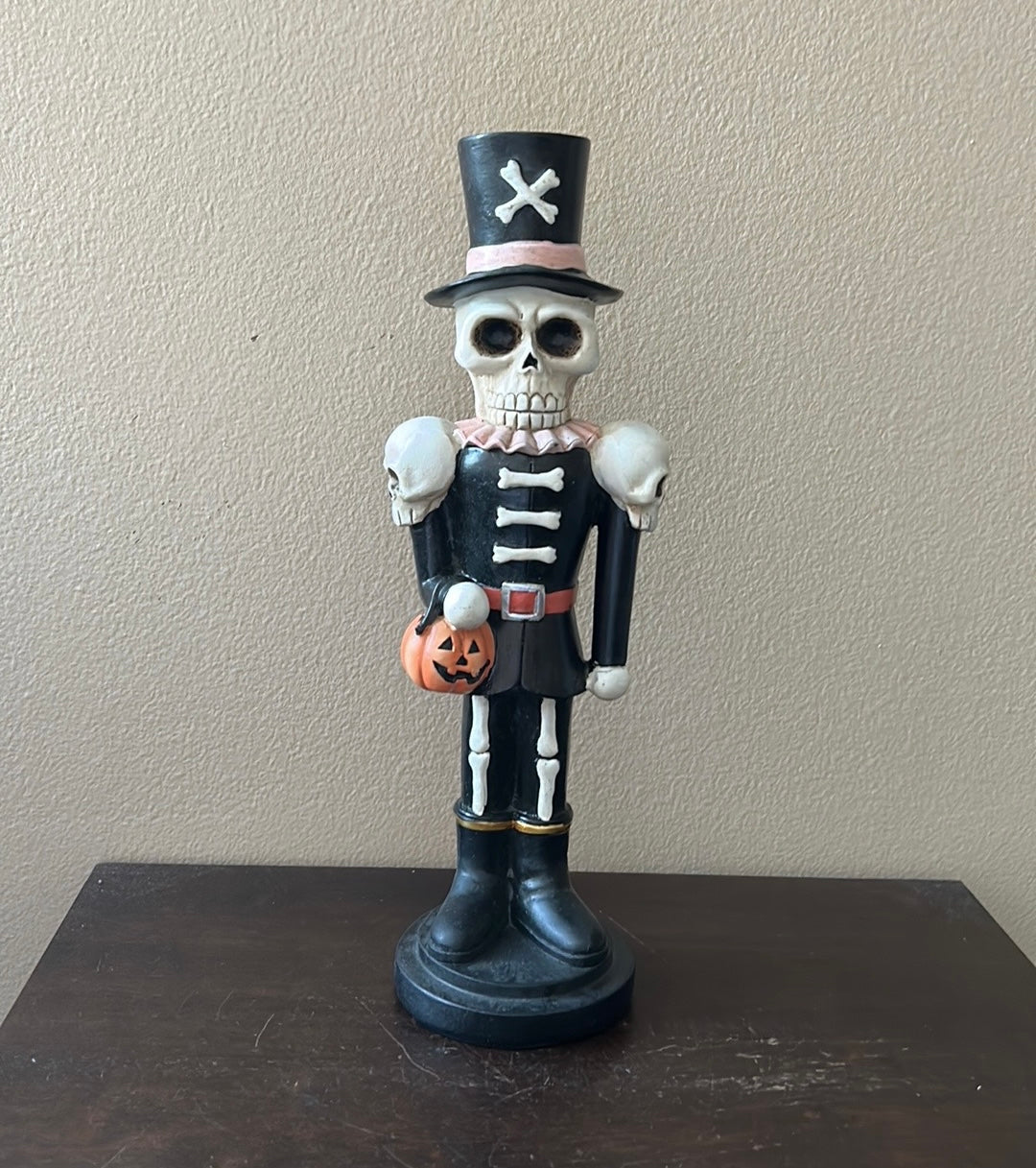 New Skull Nutcracker Figurine Halloween tabletop Decor