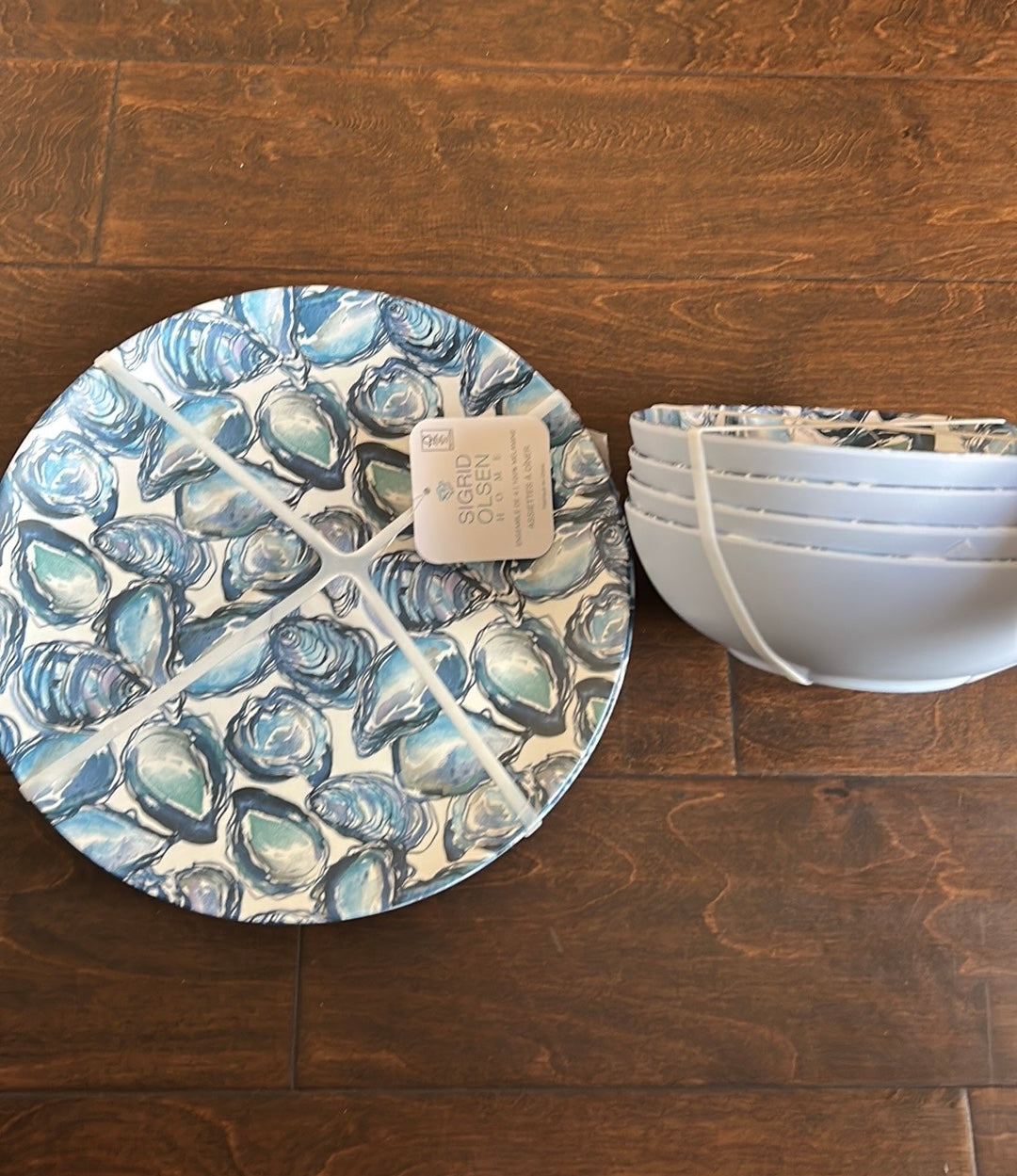 Sigrid Olsen Oyster Plate And Bowl Set Melamine 8pc Set 4 Dinner Plates/ 4 Bowls