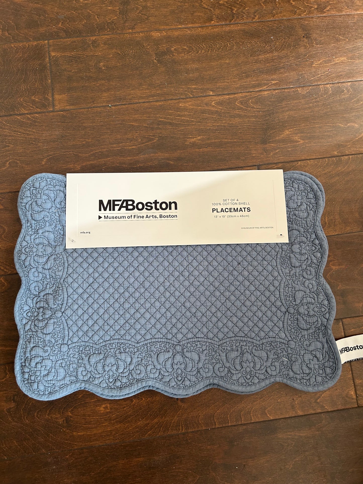 Museum Of Fine Arts Boston Set Of 4 Scalloped Edged  Quilted Placemats New Blue