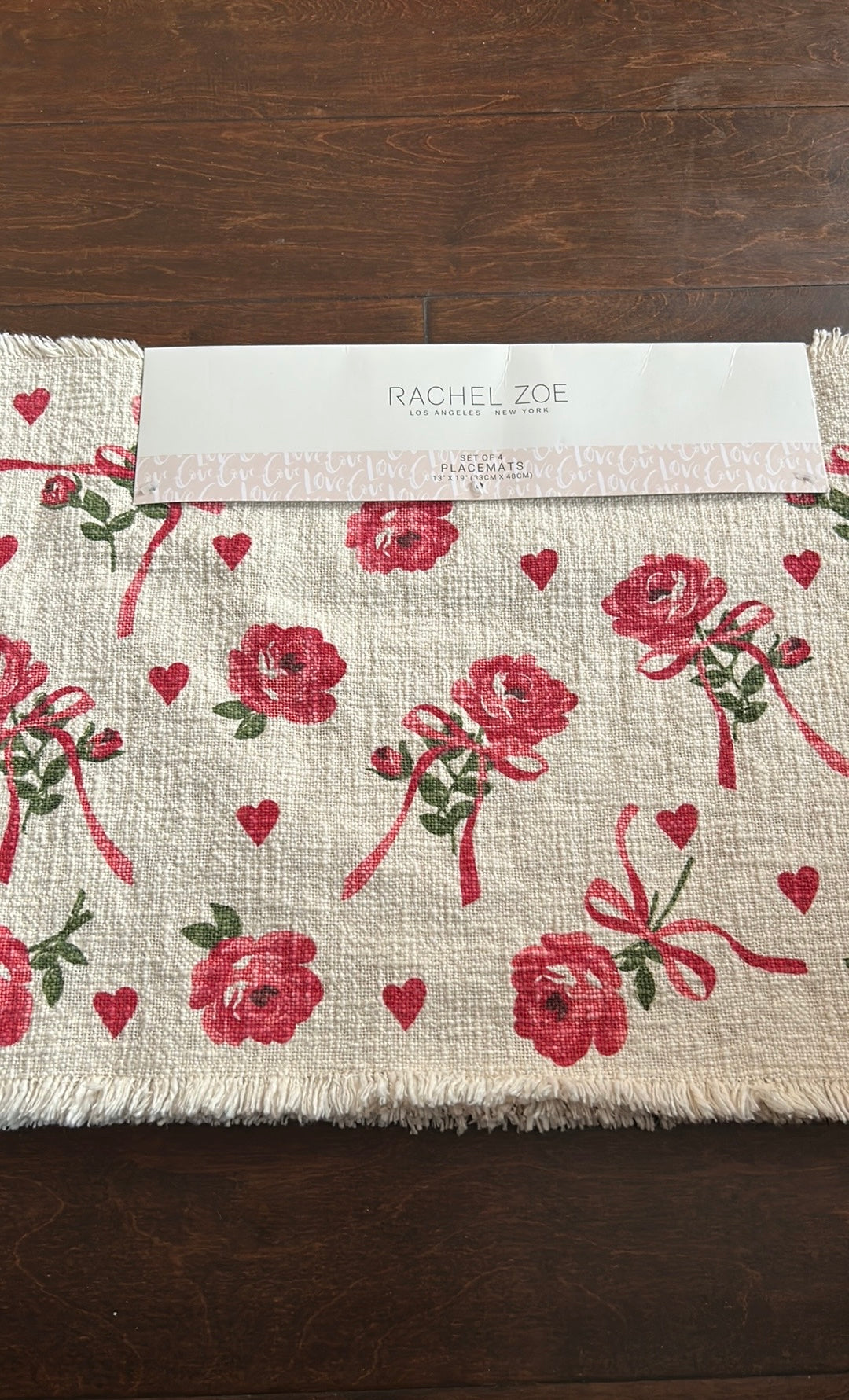 New Rachel Zoe New Valentines Day Set Of 4 Placemats Roses Red Hearts Frayed Edge